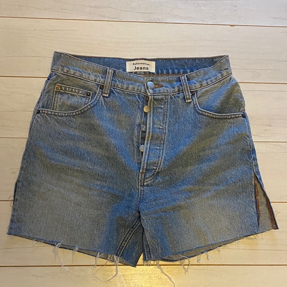 Reformation Allie Jean Denim Shorts High Rise Raw Hem Sz 26 Wash Shasta - Picture 1 of 9